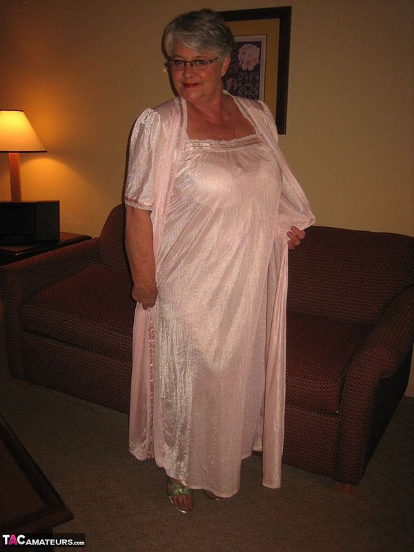 GirdleGoddessSatin Nightie Pic